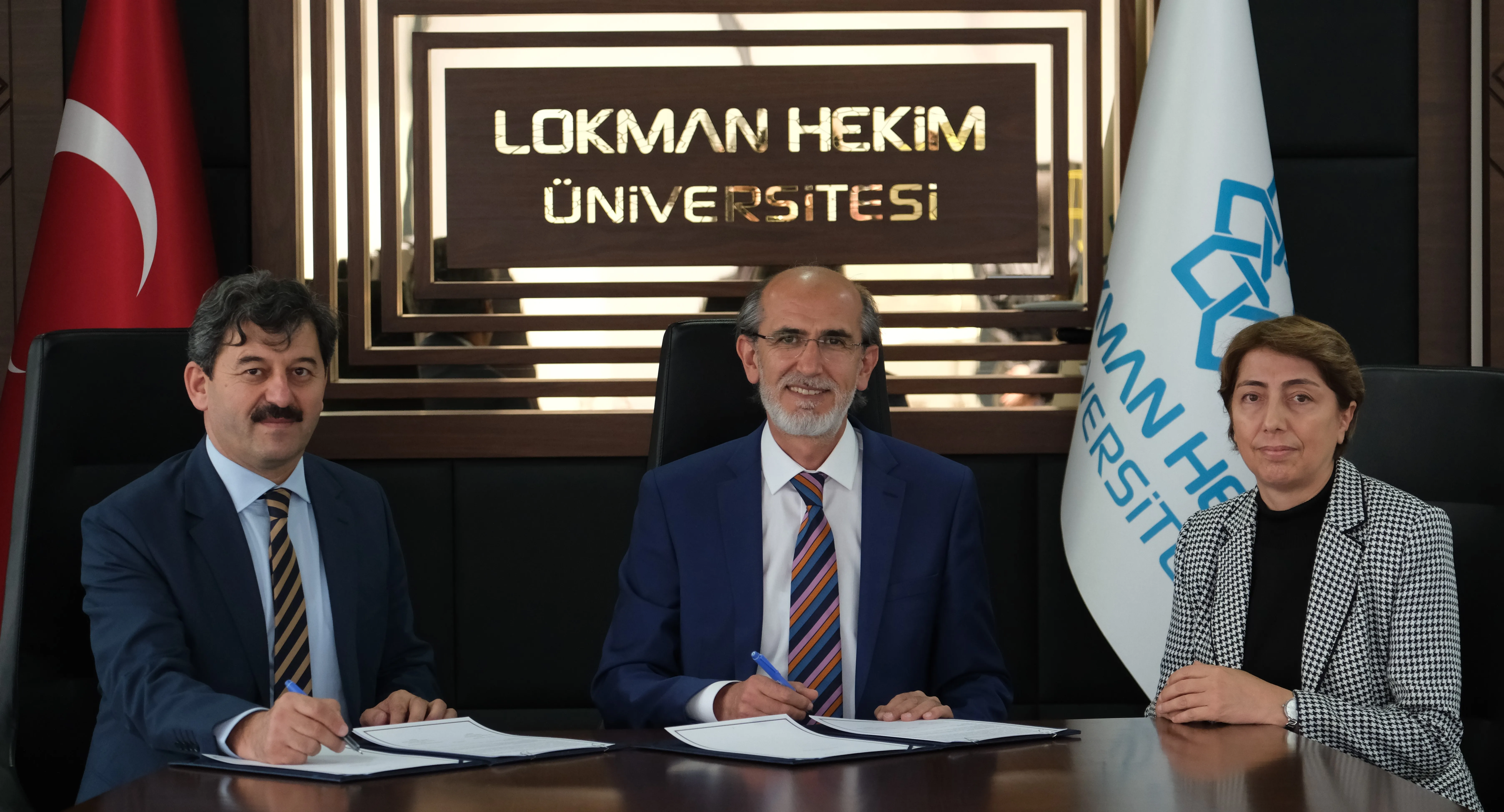 Lokman Hekim Üniversitesi ile Ankara Fen Lisesi Arasında İşbirliği Protokolü İmzalandı